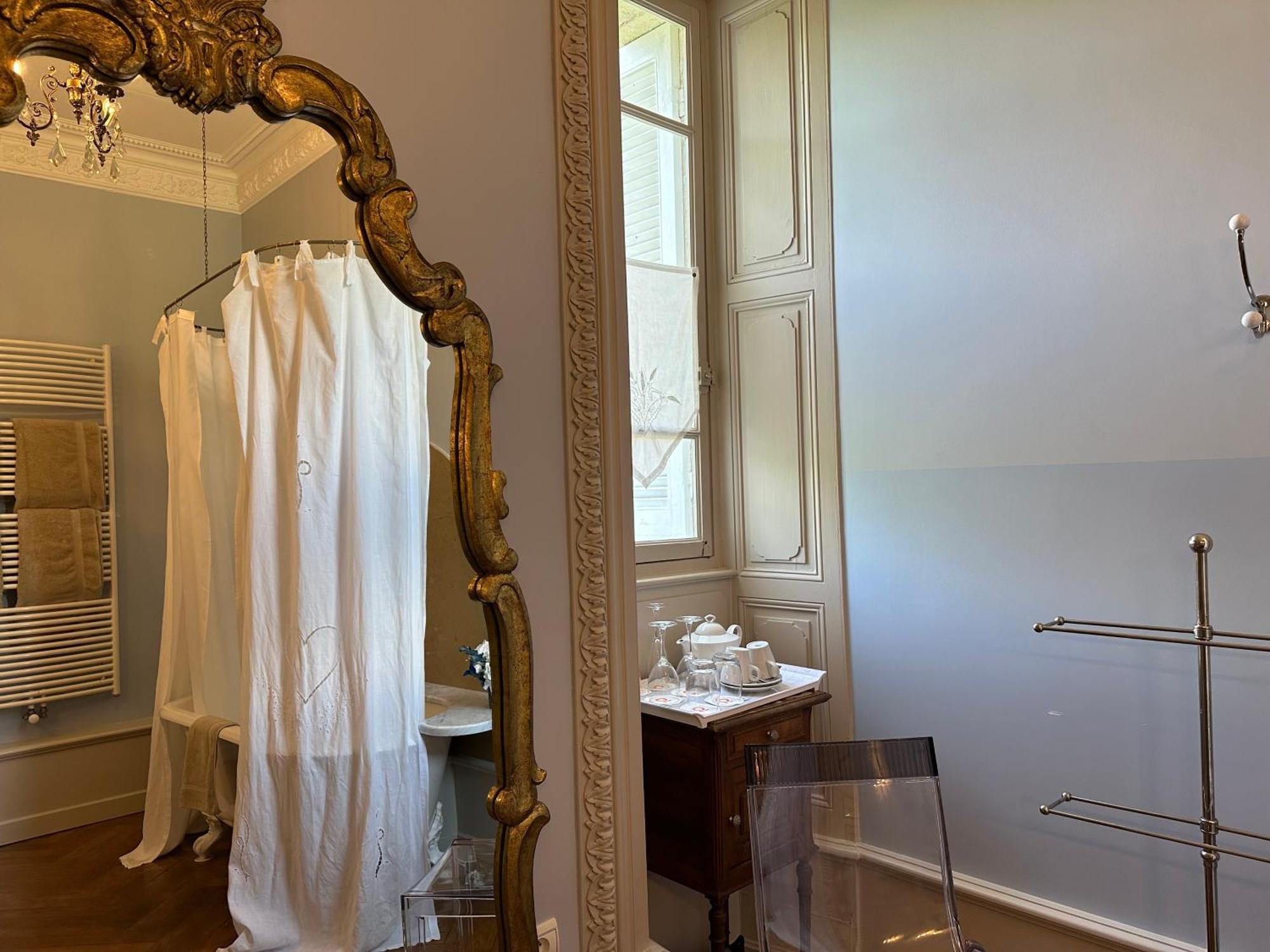 Chateau Clement - Teritoria Vals-les-Bains Bagian luar foto