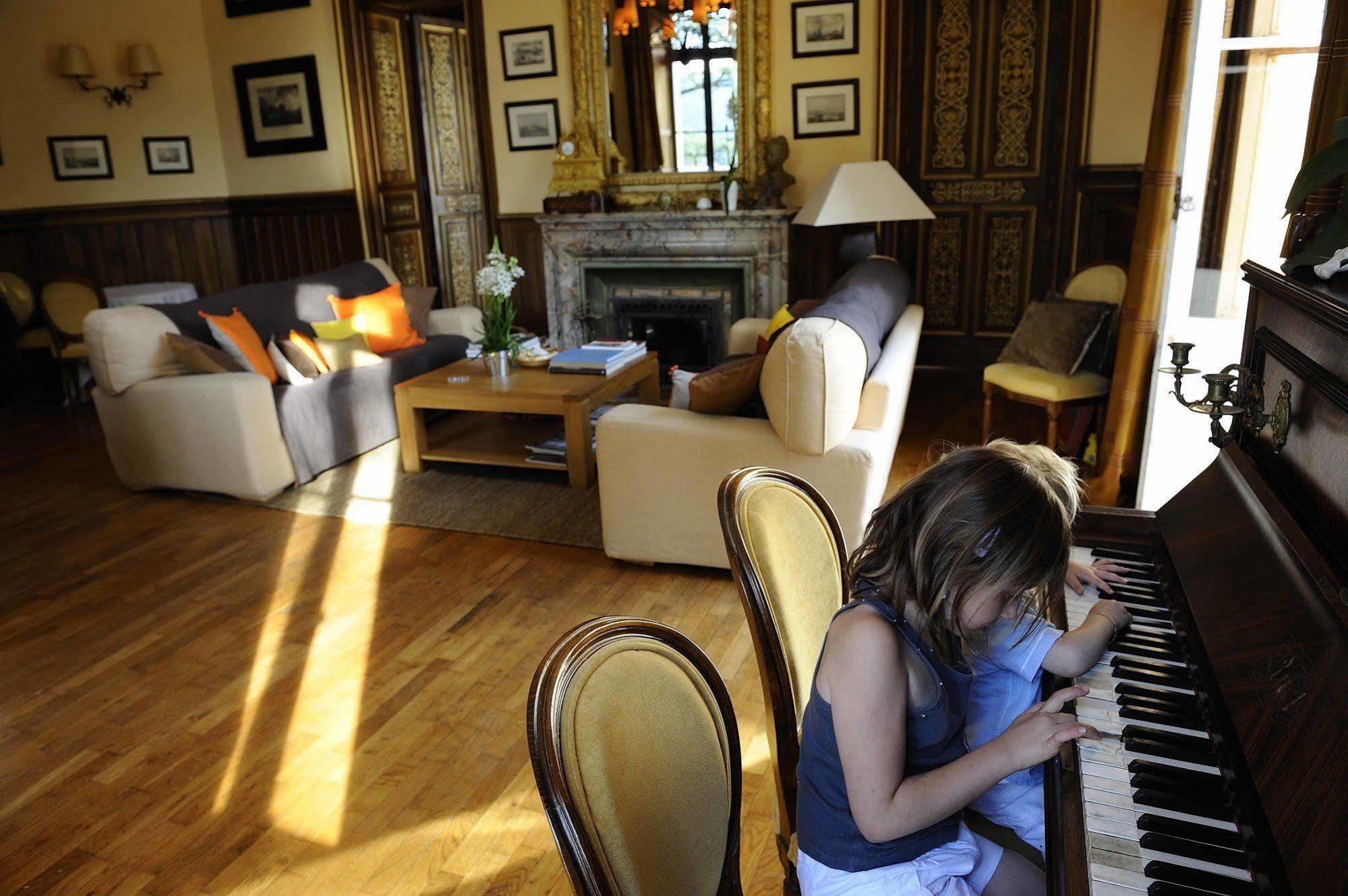 Chateau Clement - Teritoria Vals-les-Bains Bagian luar foto